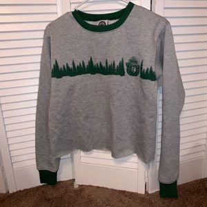 Crew neck